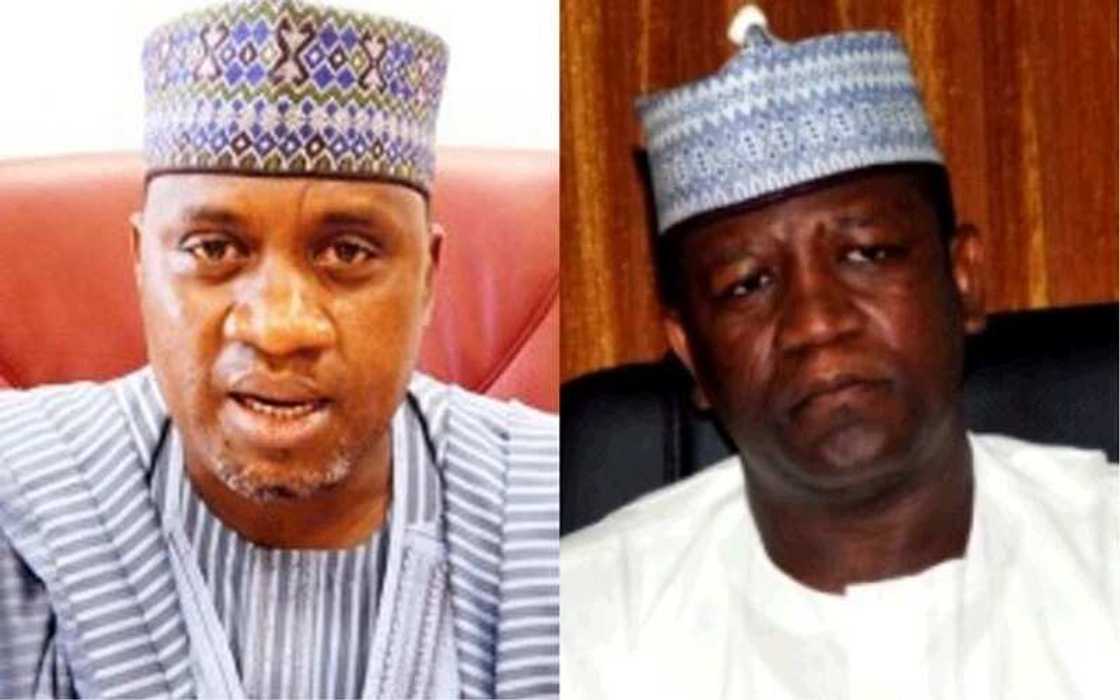 Sanata Marafa ya sake cacakar gwamna Yari a kan kashe-kashen Zamfara Sanata Marafa ya sake cacakar gwamna Yari a kan kashe-kashen Zamfara