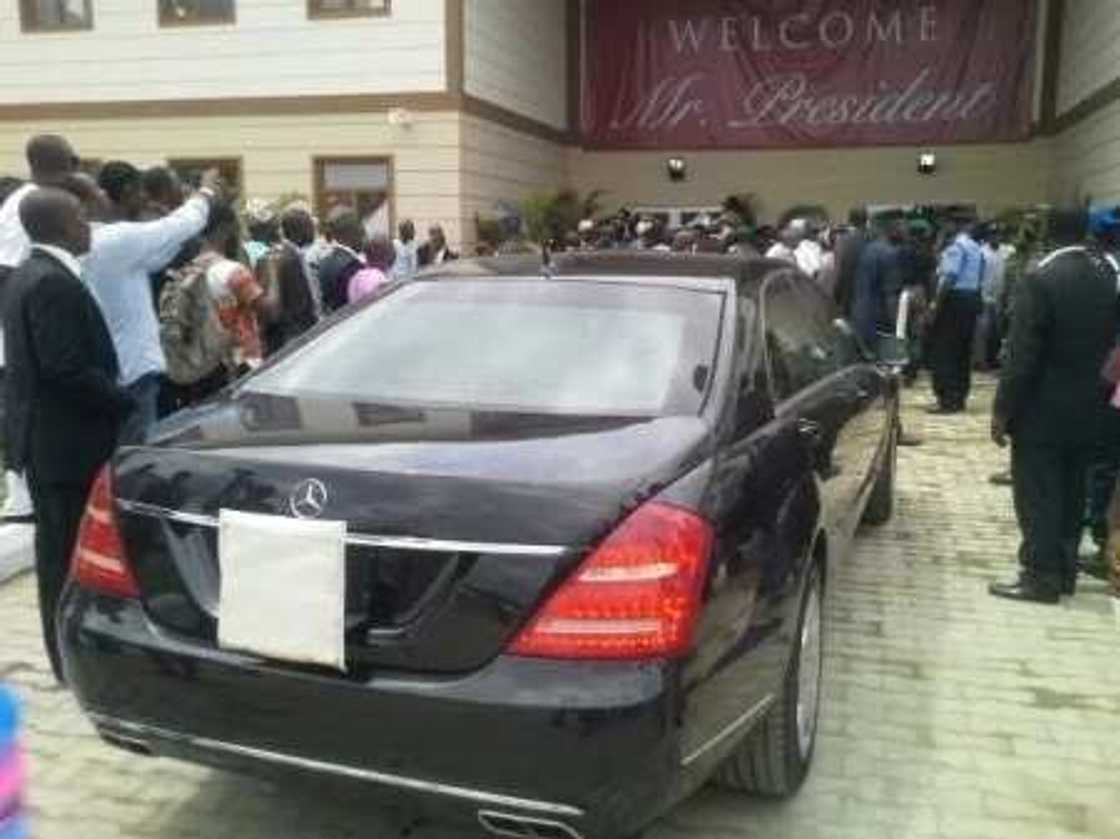 Buhari ya kai ziyara jihar Osun Buhari ya kai ziyara jihar Osun