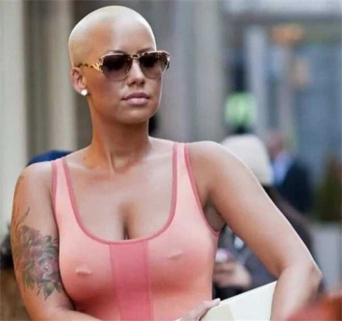 Amber Rose piercing Amber Rose piercing