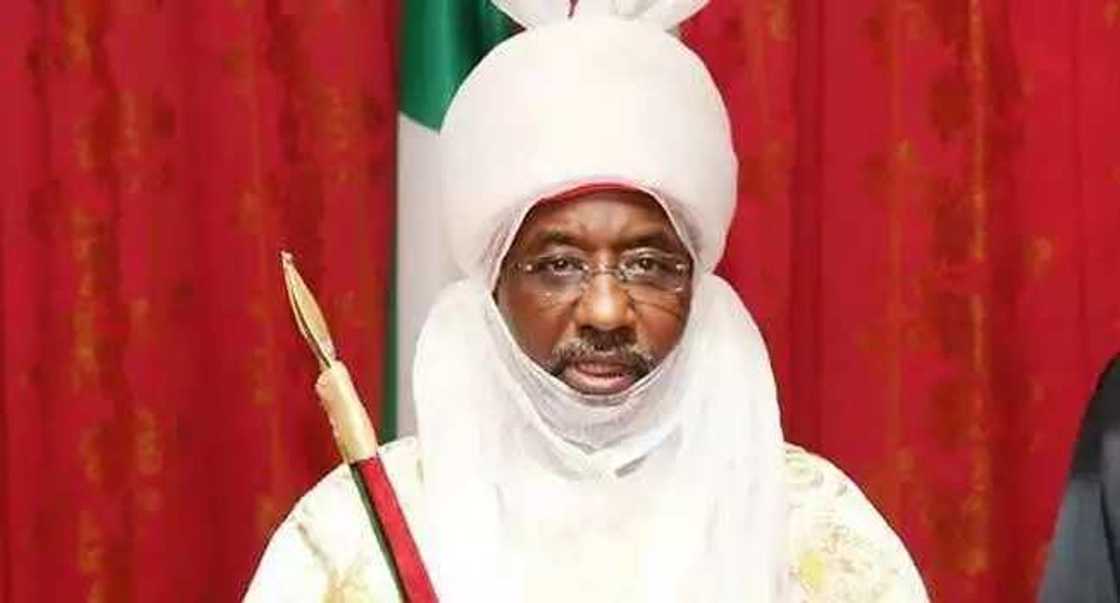 Mata ne ke mani girki Inji Sarkin Kano Muhammadu Sanusi II Mata ne ke mani girki Inji Sarkin Kano Muhammadu Sanusi II