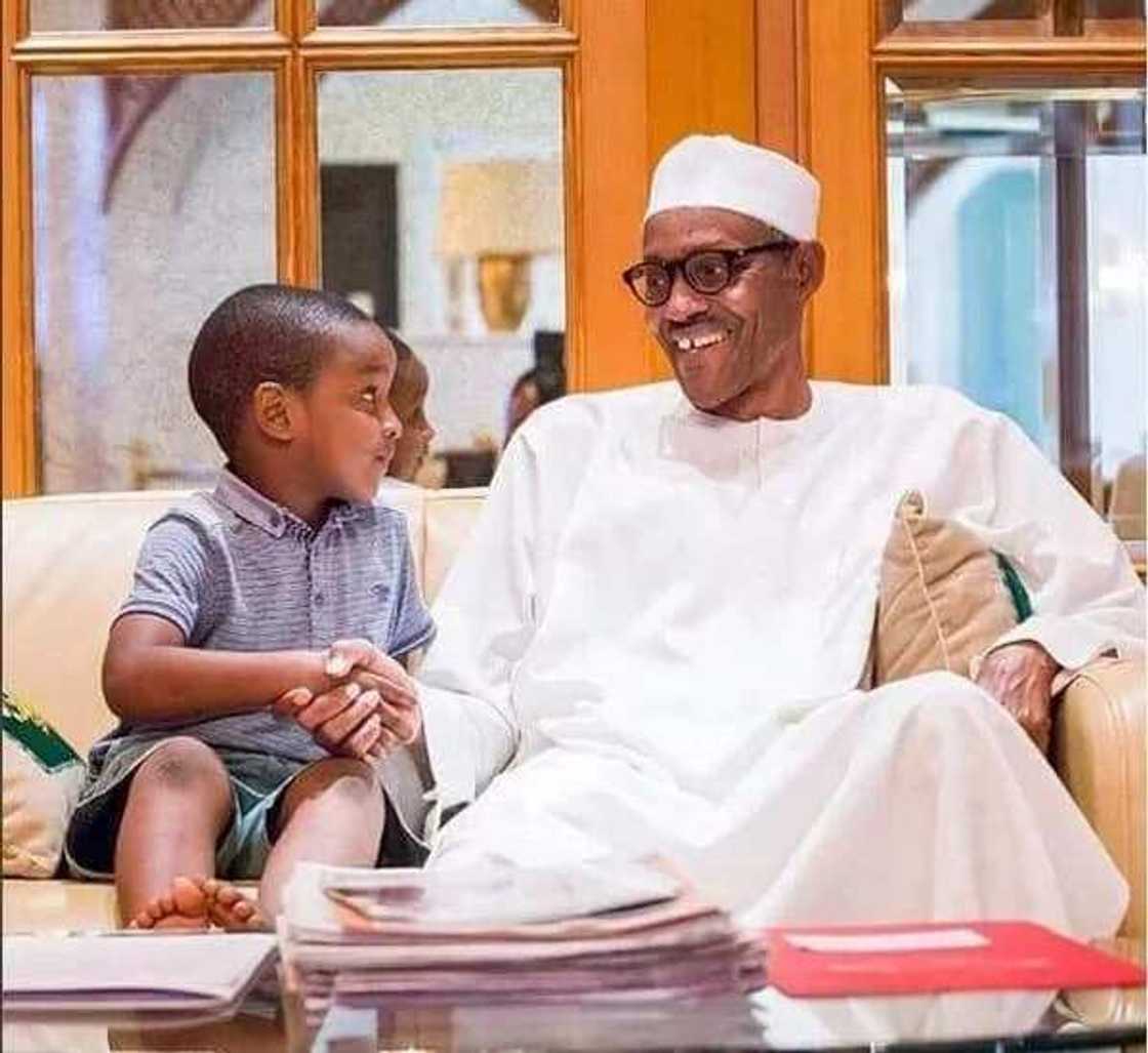 Hanyoyin 6 da Buhari yayi wa ‘yan Najeriya fatar alheri a sakon Sallar Idi Hanyoyin 6 da Buhari yayi wa ‘yan Najeriya fatar alheri a sakon Sallar Idi