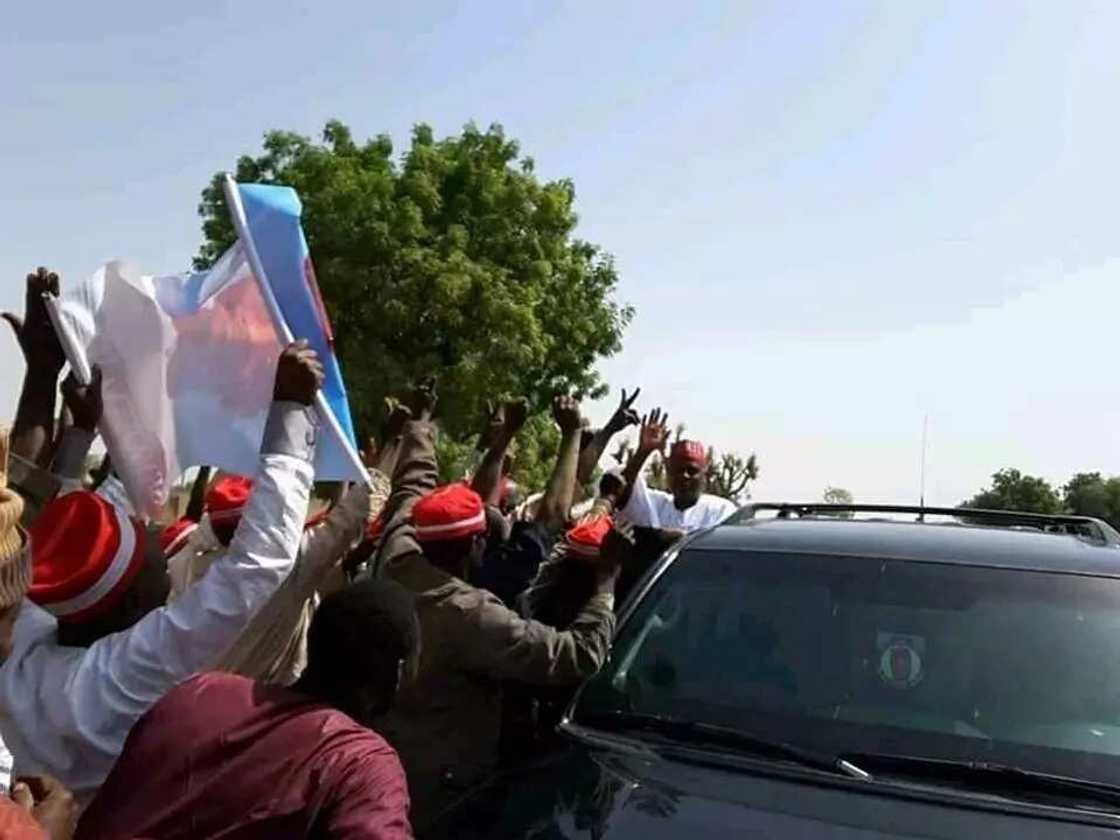 Jagoran Kwankwasiyya ya samu kyakkyawar tarba a jihar Katsina (Hotuna) Jagoran Kwankwasiyya ya samu kyakkyawar tarba a jihar Katsina (Hotuna)
