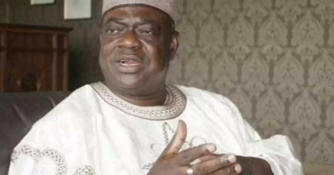 EFCC detains ex-Niger governor, Babangida Aliyu EFCC detains ex-Niger governor, Babangida Aliyu