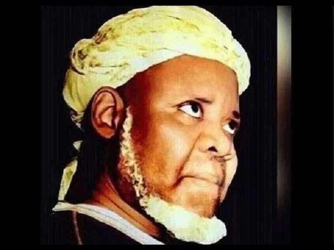 Saboda albarkar Shehu Inyass aka yi ruwa jiya a Kaduna Inji wani ‘Dan ‘Darika Saboda albarkar Shehu Inyass aka yi ruwa jiya a Kaduna Inji wani ‘Dan ‘Darika