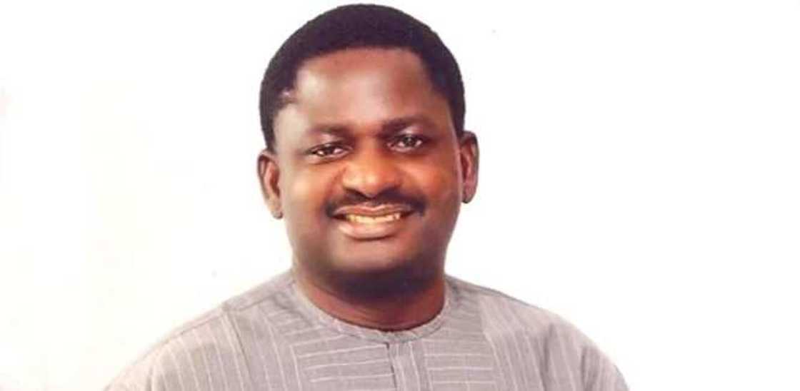Presidential Aide Adesina downplays Buhari’s health issues Presidential Aide Adesina downplays Buhari’s health issues