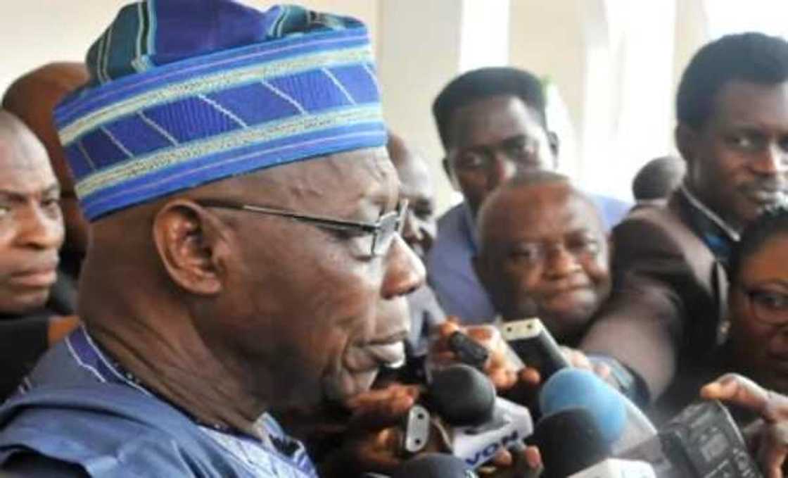 ‘Yan majalisa sun caccaki Obasanjo kan furucinsa