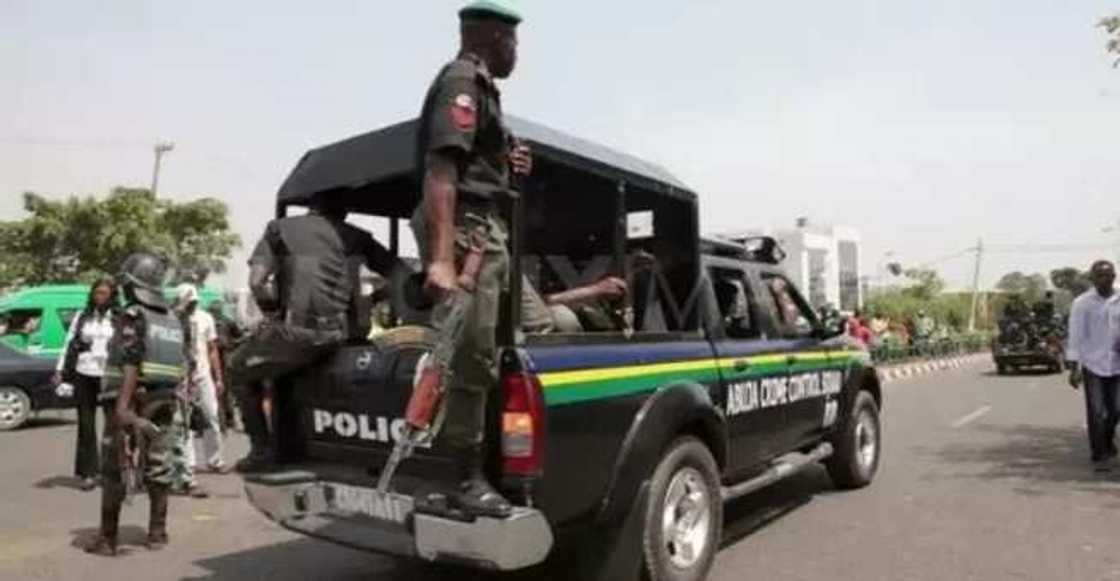 Rasuwar wata uwar gida a jihar Zamfara ya tada tarnaki Rasuwar wata uwar gida a jihar Zamfara ya tada tarnaki