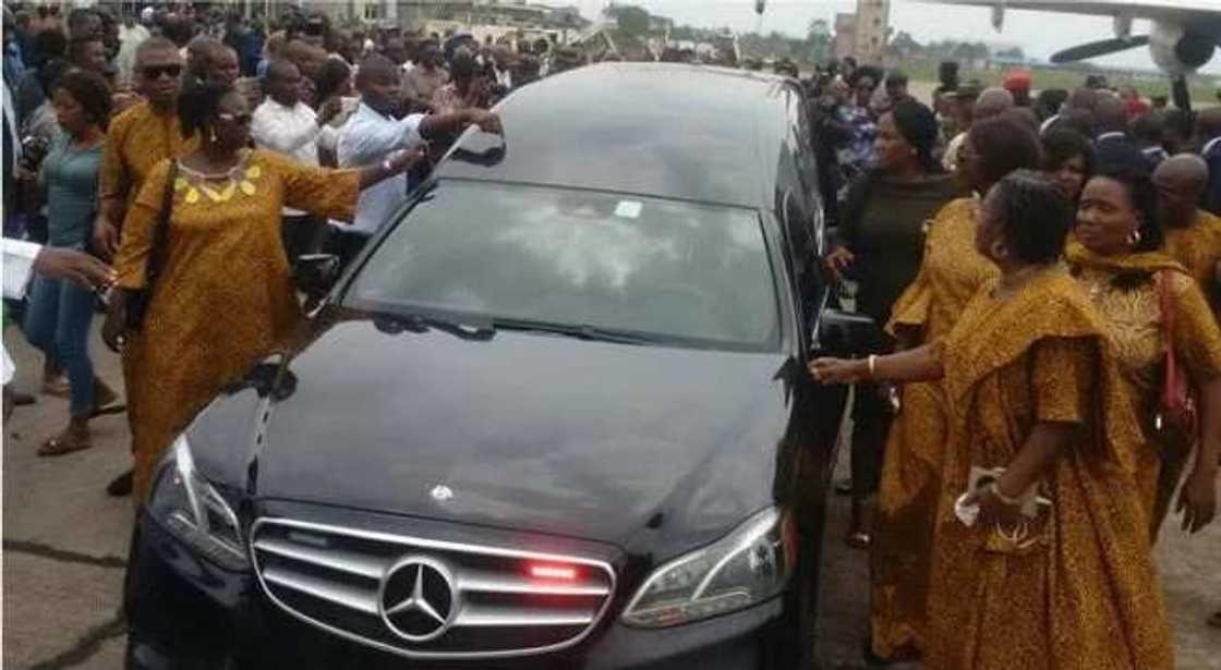 Body of late Ogbemudia arrives Benin from Lagos Body of late Ogbemudia arrives Benin from Lagos