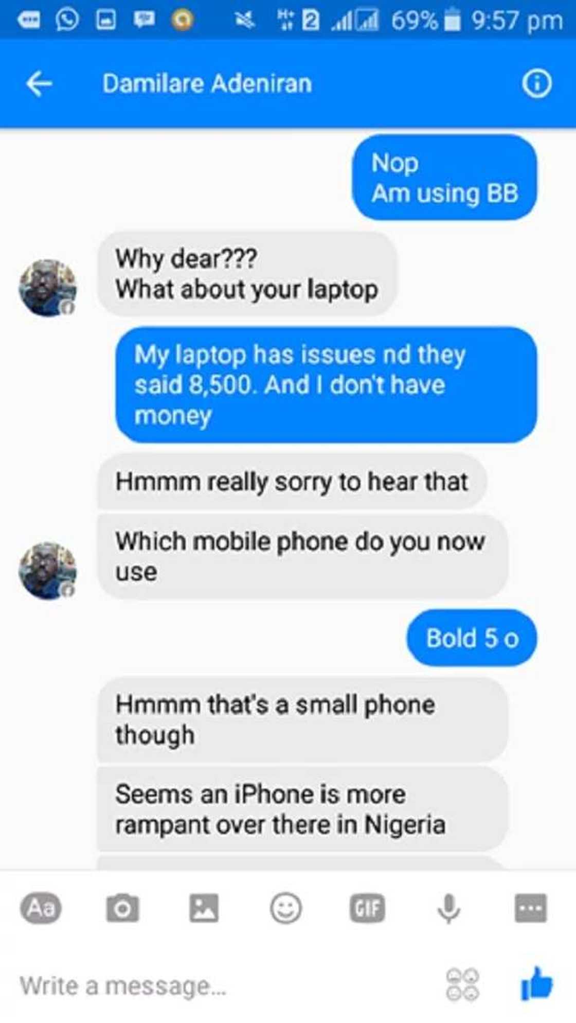 Young man scams lady on Facebook then this happens Young man scams lady on Facebook then this happens