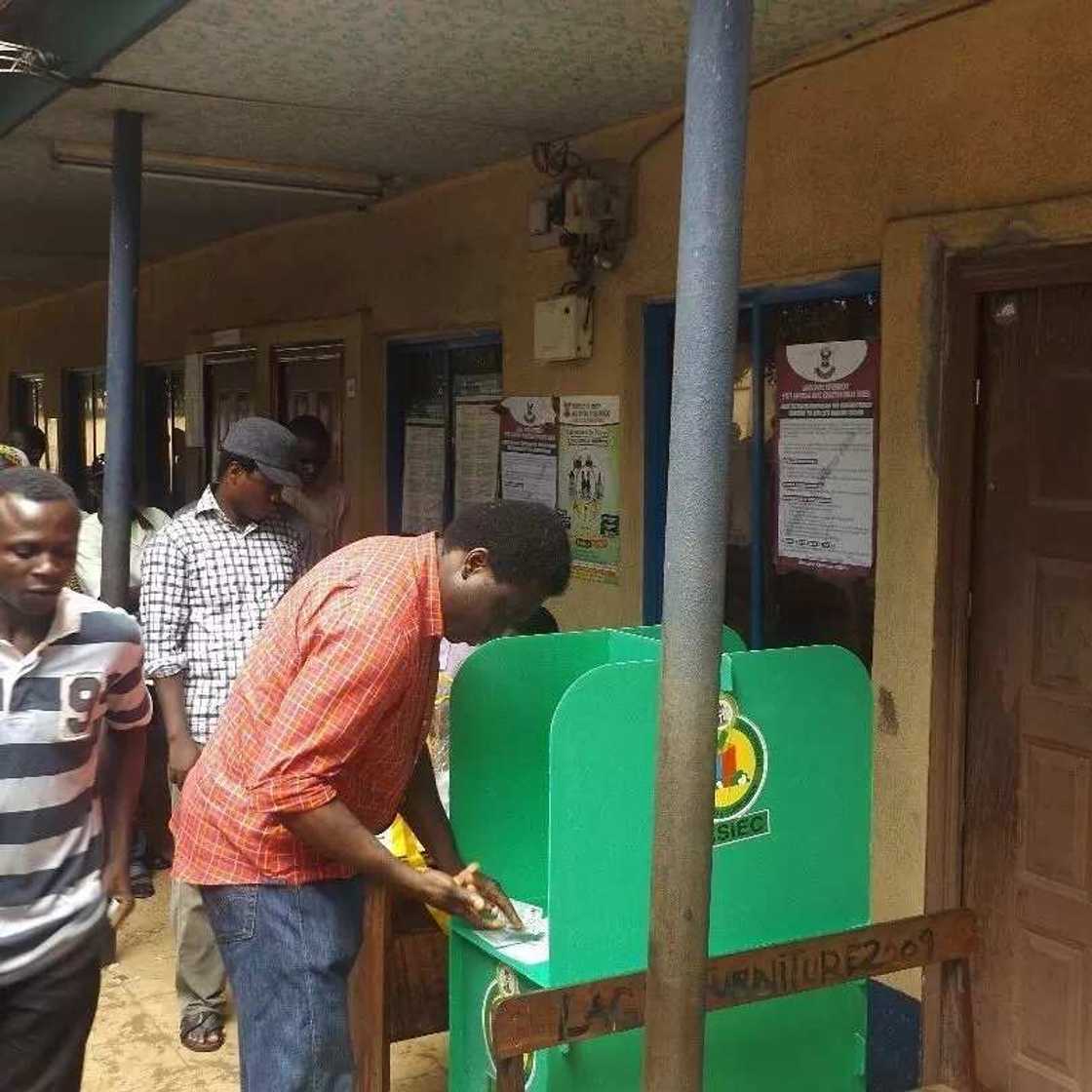 Amuwo Odofin LG residents vote peacefully in the ongoing council polls