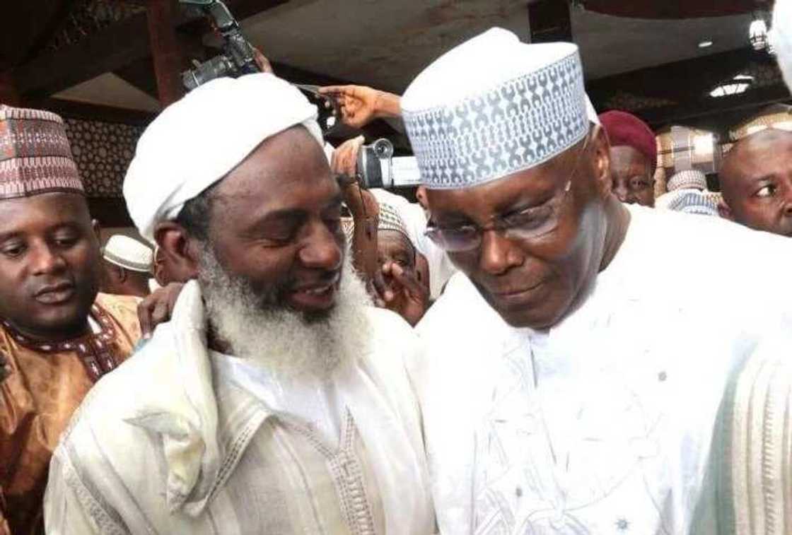 Duk inda Obasanjo ya bi damu, ya zama wajibi mu bi shi sau da kafa – Gumi Duk inda Obasanjo ya bi damu, ya zama wajibi mu bi shi sau da kafa – Gumi