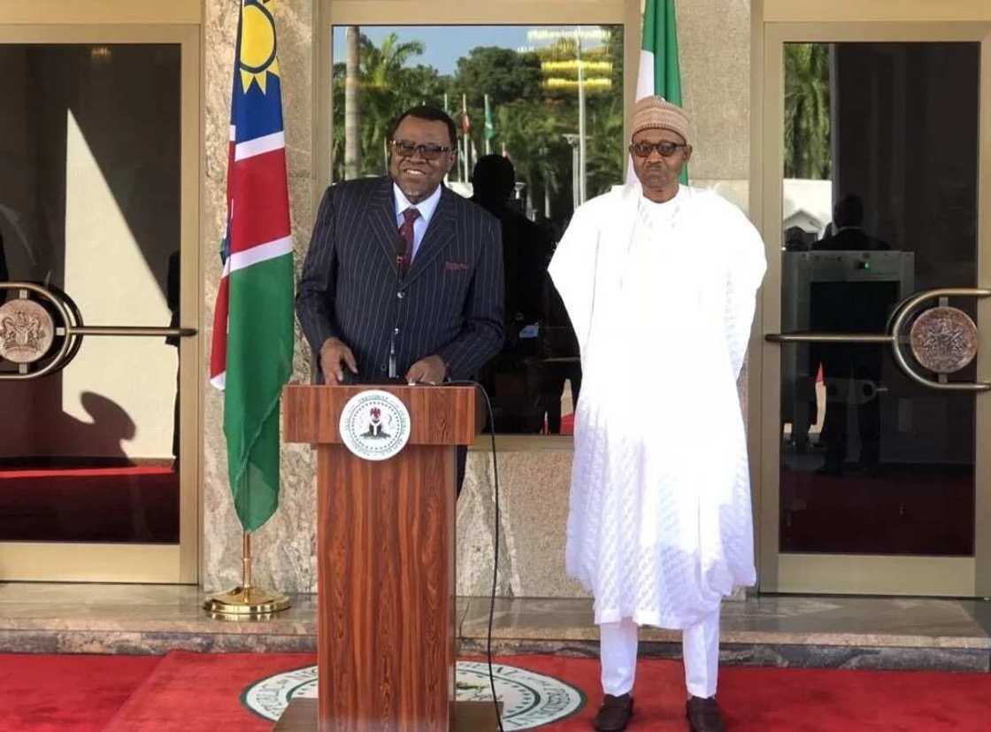 Breaking: President Buhari receives president of Namibia (photos) Breaking: President Buhari receives president of Namibia (photos)