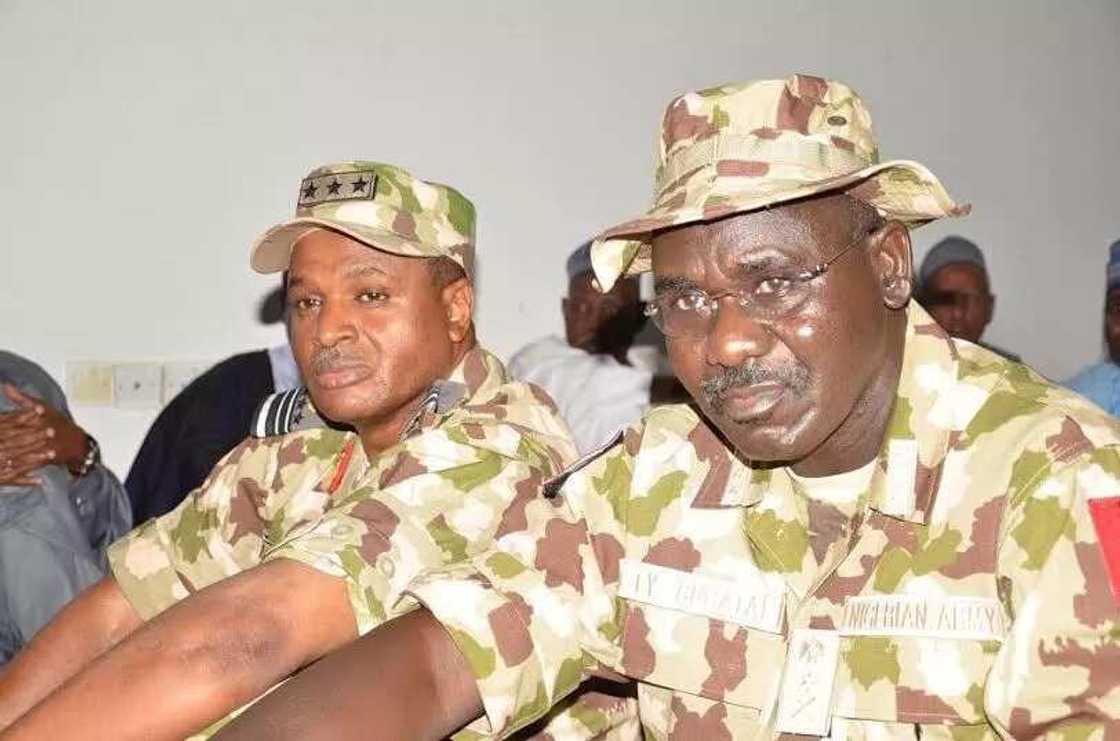 Jerin sunayen sojoji 11 da aka binne yau a Kaduna Jerin sunayen sojoji 11 da aka binne yau a Kaduna