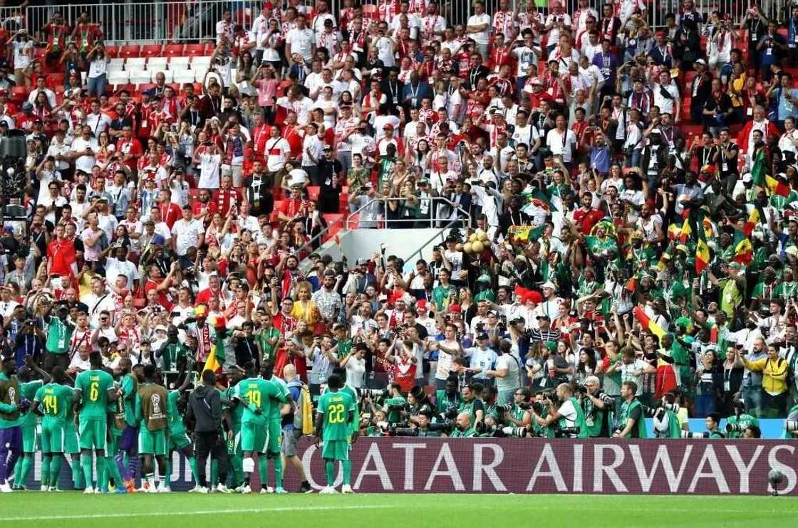Teranga Lions’ supporters clean stadium at the end of Senegal, Poland match Teranga Lions’ supporters clean stadium at the end of Senegal, Poland match
