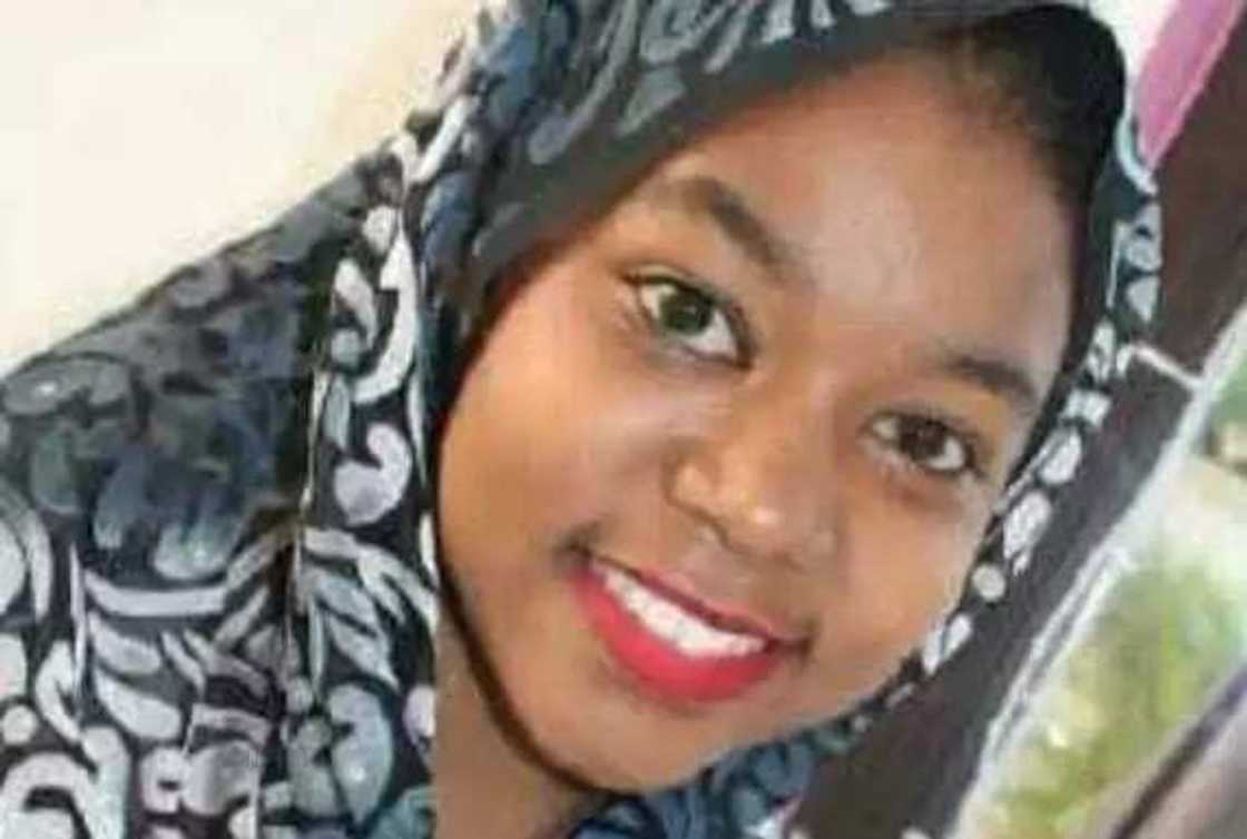 Wata 'yar bautar kasa musulma ta rasu Wata 'yar bautar kasa musulma ta rasu