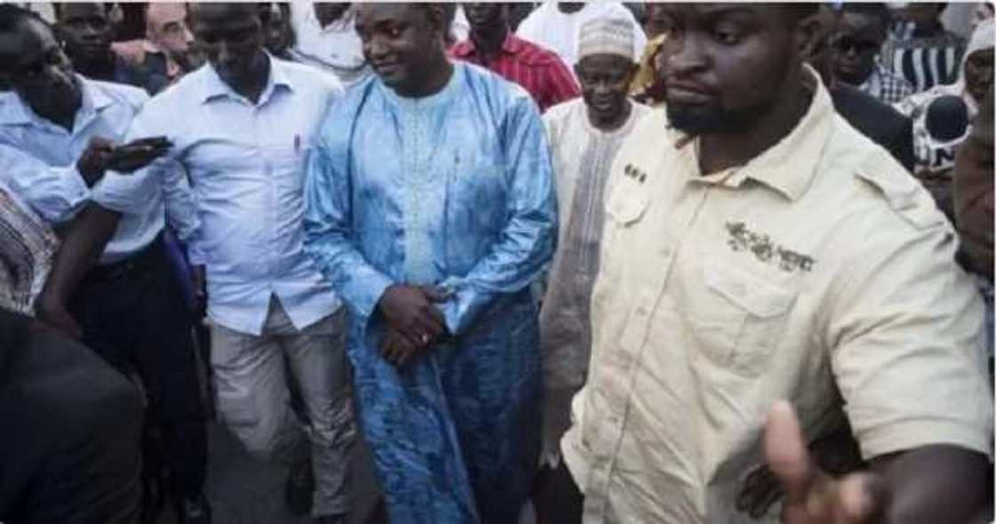 Photonews: See how President Barrow made his triumphant entry into Gambia (Photos)