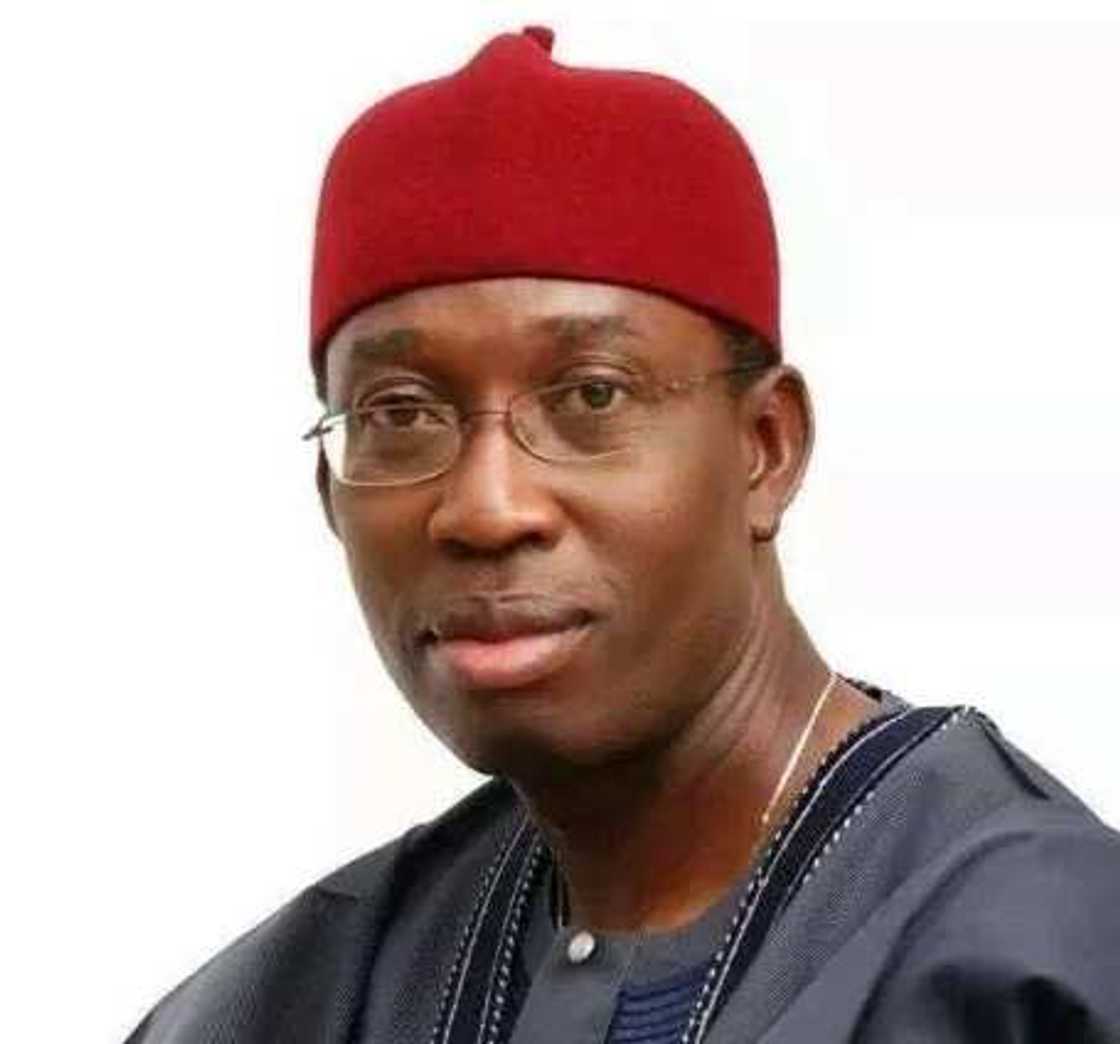 Gwamnan jihar Delta ya yanke jiki ya fadi Gwamnan jihar Delta ya yanke jiki ya fadi