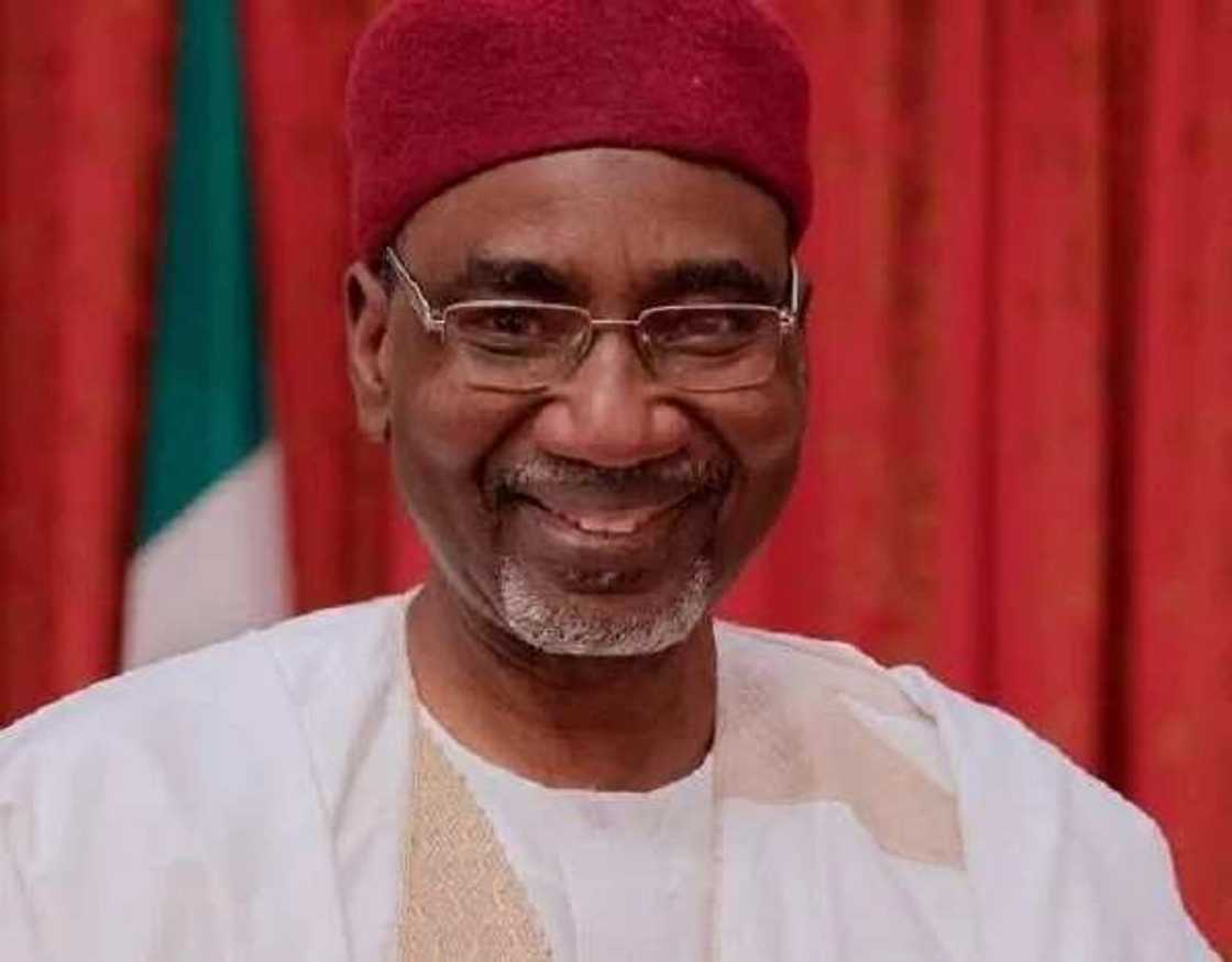 Darektoci a hukumar leken asiri ta kasa (NIA) sun bukaci a tsige sabon shugaban hukumar, sun bayyana dalilansu Darektoci a hukumar leken asiri ta kasa (NIA) sun bukaci a tsige sabon shugaban hukumar, sun bayyana dalilansu