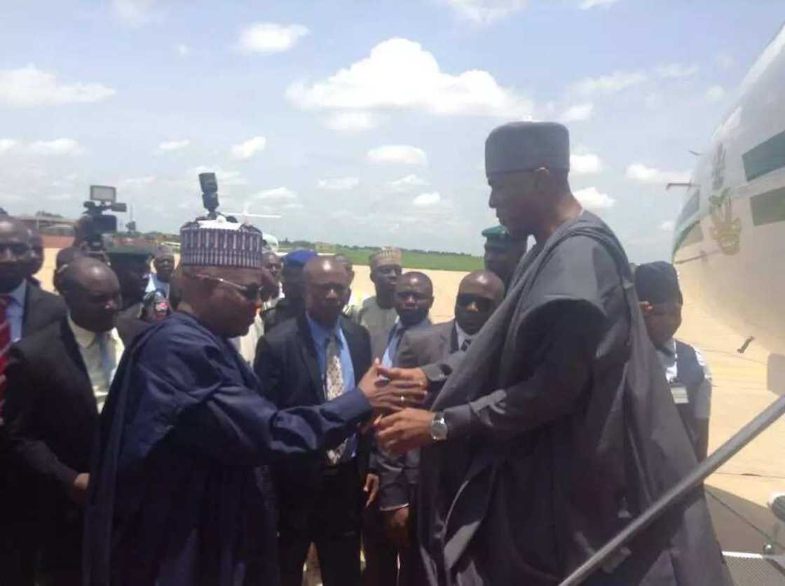 (Photos) Saraki, Senators Land Maiduguri (Photos) Saraki, Senators Land Maiduguri