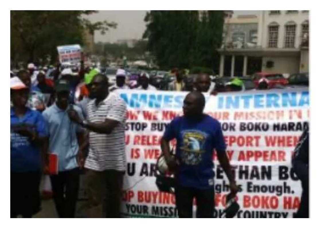 Boko Haram: Protesters threaten to shut down Nigeria if Amnesty International does not vacate within 24hrs Boko Haram: Protesters threaten to shut down Nigeria if Amnesty International does not vacate within 24hrs