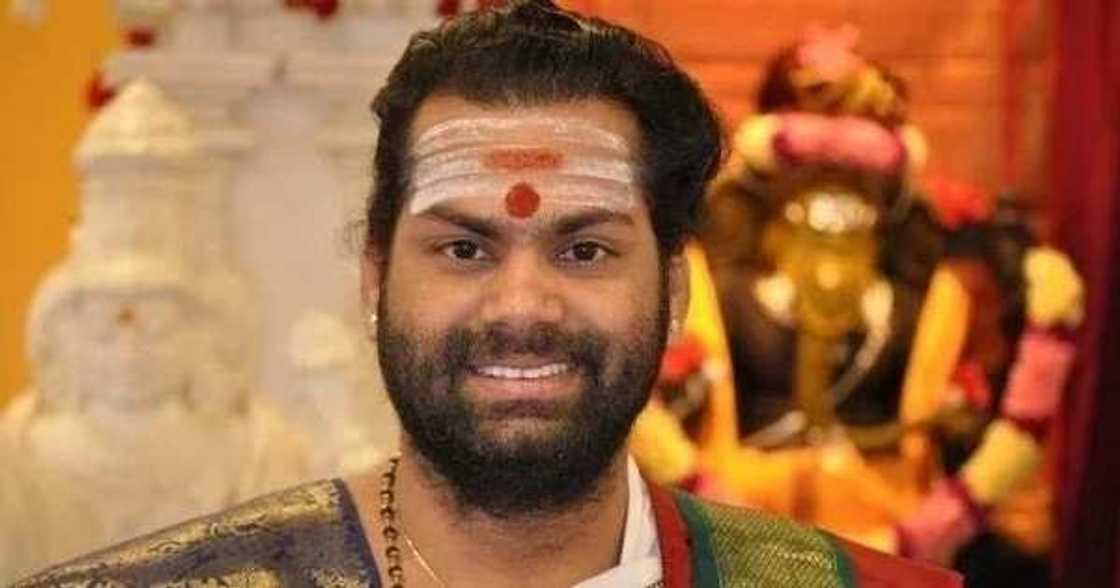 Abin duniya da yawa: Wani mutumi ya auri bera a Kasar India Abin duniya da yawa: Wani mutumi ya auri bera a Kasar India