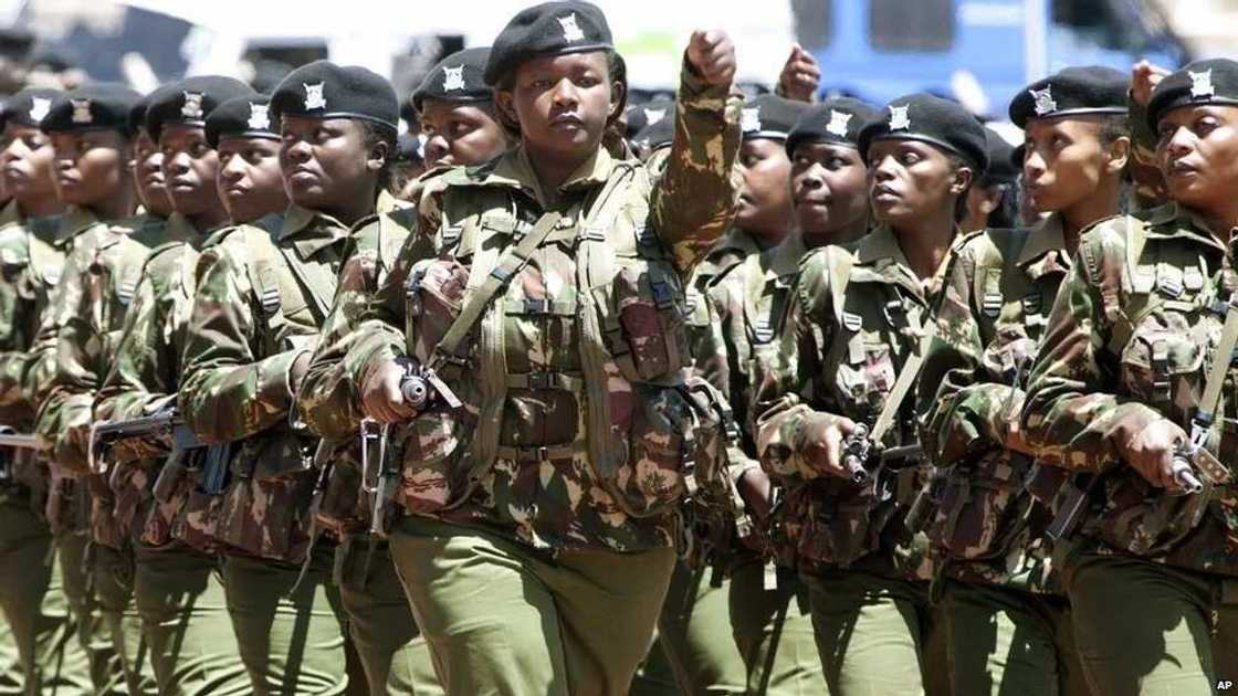 Hukumar sojin Najeriya zata bude sashen sojoji mata zalla Hukumar sojin Najeriya zata bude sashen sojoji mata zalla