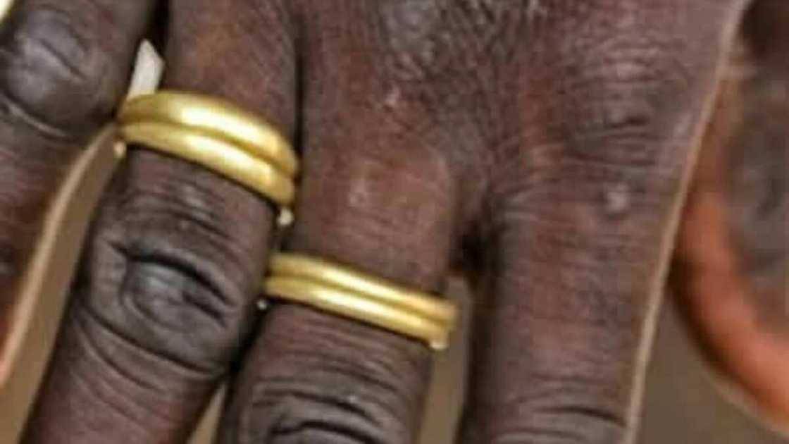 Boko Haram: Maiduguri residents turn spent bullet shells into rings (photos) Boko Haram: Maiduguri residents turn spent bullet shells into rings (photos)