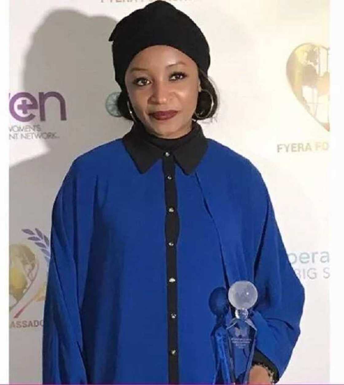 Gaba dai gaba dai: Rahama sadau ta samu lambar karramawa na ‘Tauraruwa mai haskawa’ daga majlisar dinkin Duniya UN Gaba dai gaba dai: Rahama sadau ta samu lambar karramawa na ‘Tauraruwa mai haskawa’ daga majlisar dinkin Duniya UN