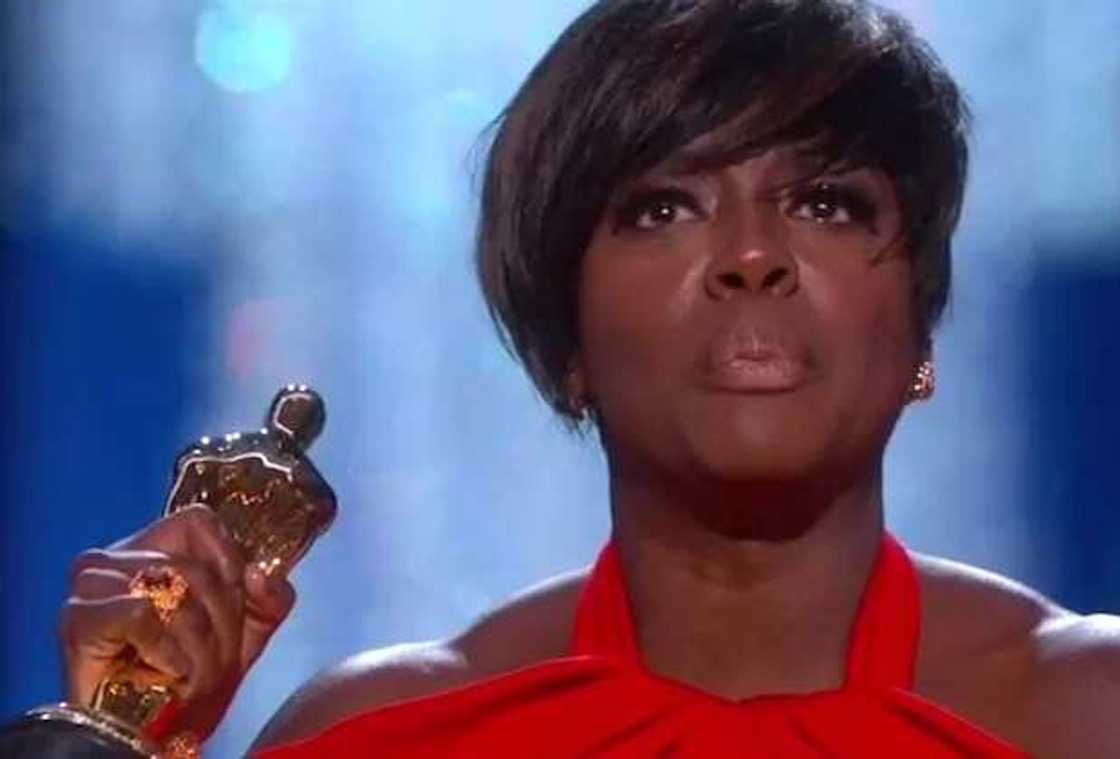 Viola Davis wins Oscar award after third nomination (photos, video)