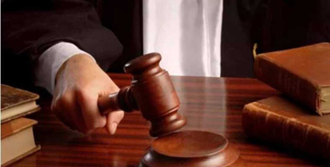 Ta sharara wa malamar makaranta mari, an tisa keyar ta zuwa gidan yari Ta sharara wa malamar makaranta mari, an tisa keyar ta zuwa gidan yari