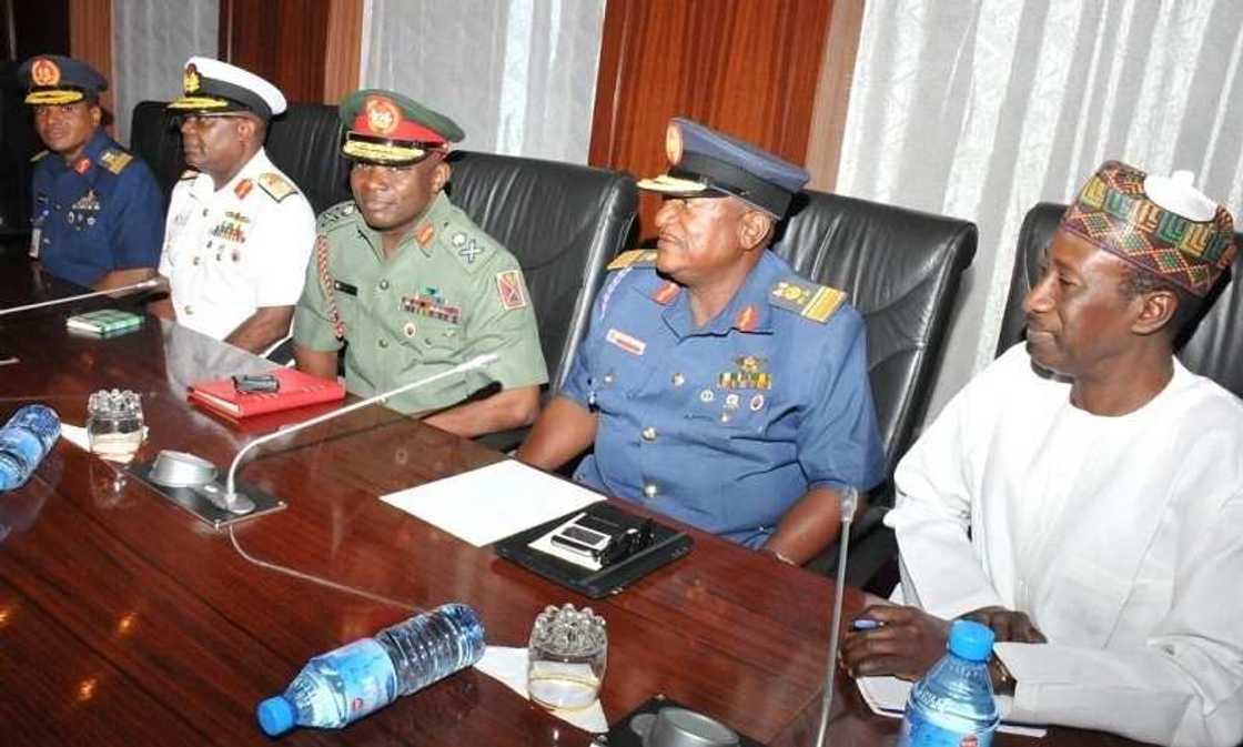 Matsalar tsaro: Gwamnoni na son a sauke su Buratai