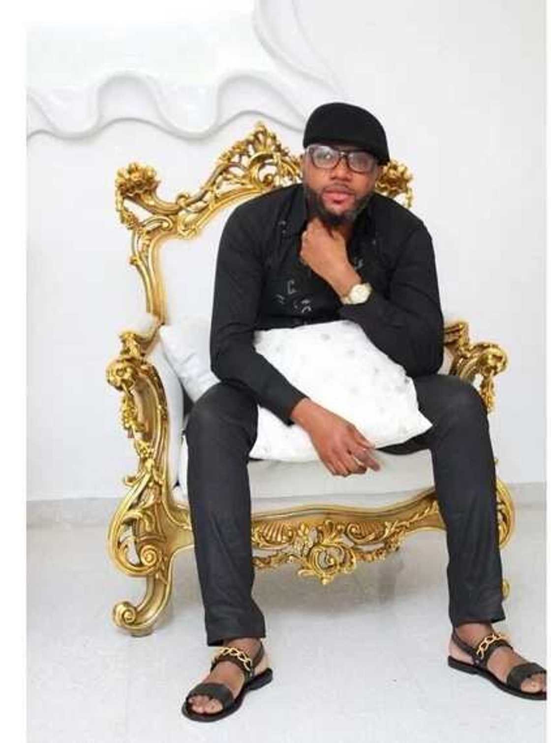 See 5 Star Music Boss E-Money's Billion Naira Home