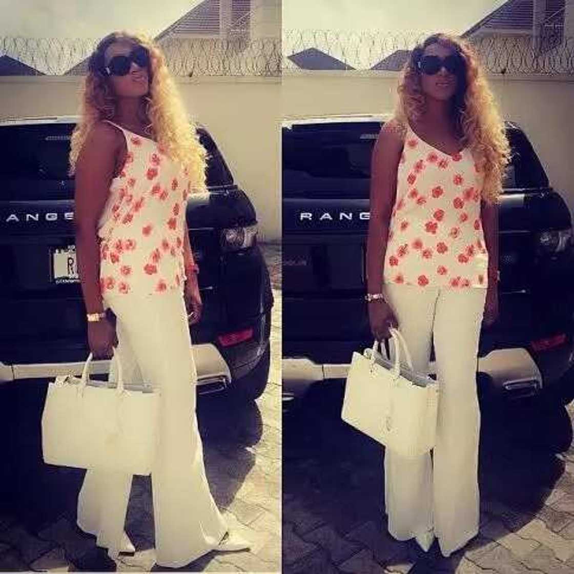 10 Nollywood Actresses And Their Range Rovers (PHOTOS) 10 Nollywood Actresses And Their Range Rovers (PHOTOS)