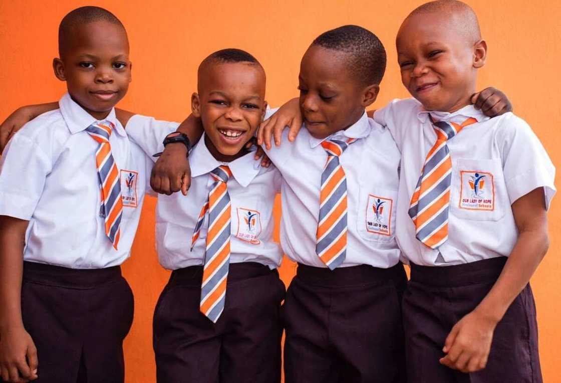 Color association of the uniforms Color association of the uniforms