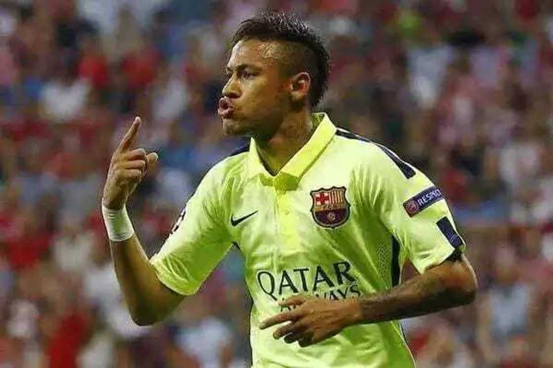 Manchester  zasu siya Neymar, zamu siyar- Barcelona