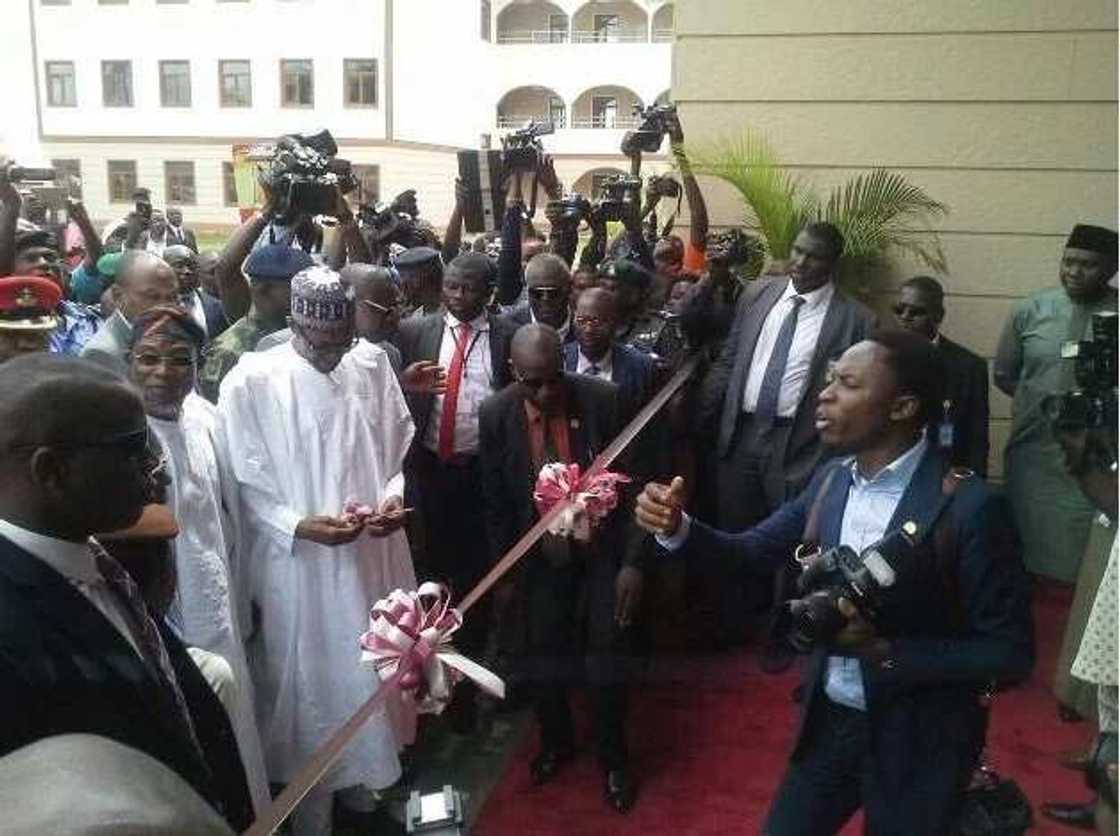 Change will come after much hard work and patience - Buhari Change will come after much hard work and patience - Buhari