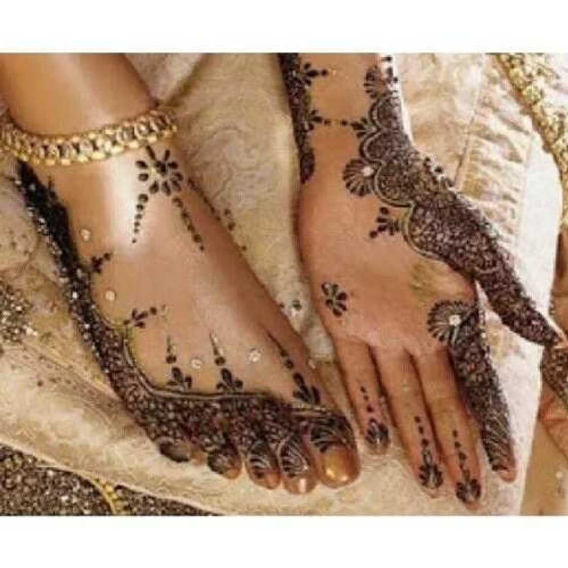 7 bridal henna designs for the Hausa bride 7 bridal henna designs for the Hausa bride