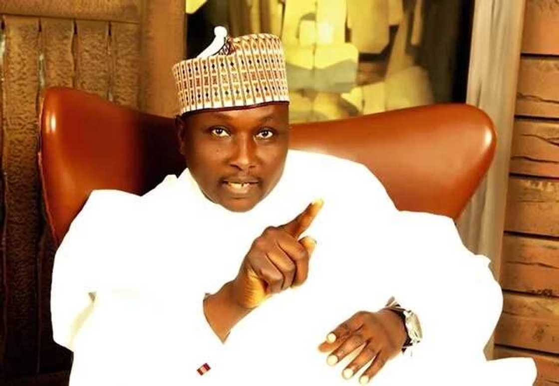 Dan majalisa Ado Doguwa ya gargadi Obasanjo game da zantukan da yake furtawa Dan majalisa Ado Doguwa ya gargadi Obasanjo game da zantukan da yake furtawa