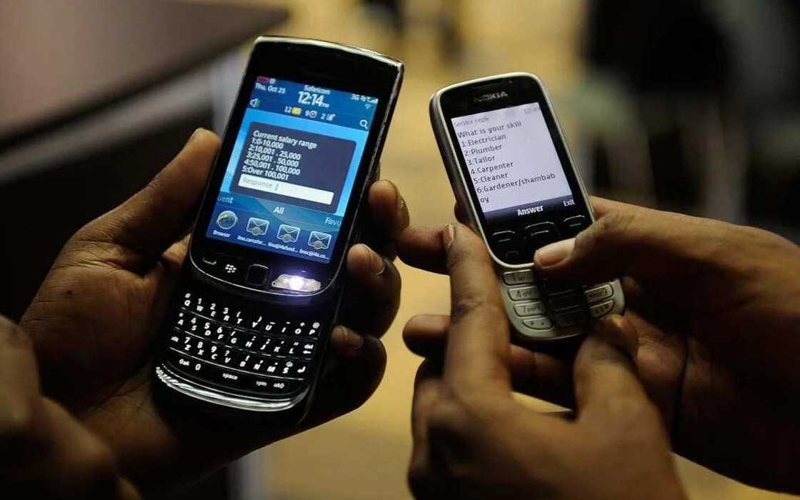 Spectranet, MainOne, Internet Service Providers in Nigeria by customer Spectranet, MainOne, Internet Service Providers in Nigeria by customer