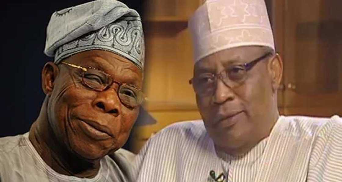 Obasanjo da Babangida ba su nufin kasar nan da alheri – Mansur Malumfashi