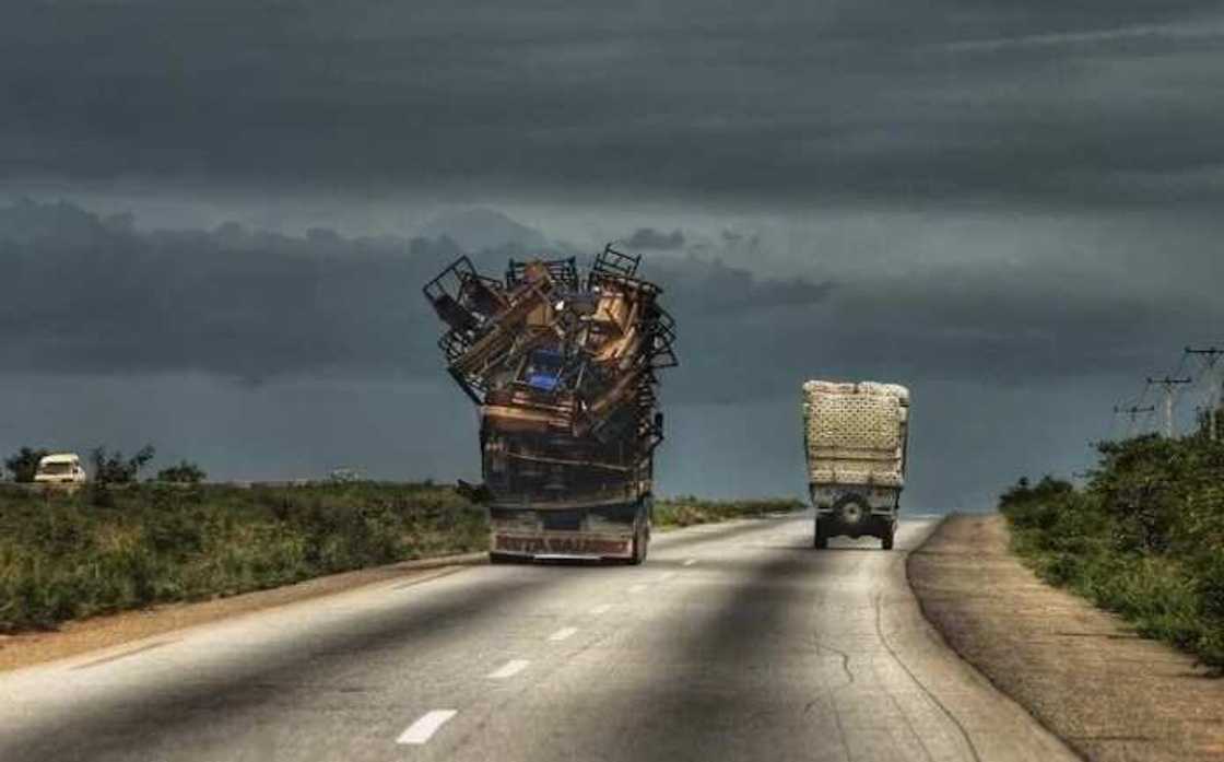 Yan bindiga sun kai ma Yansanda harin kwantan bauna a Kaduna, sun kashe 1, saura sun jikkata Yan bindiga sun kai ma Yansanda harin kwantan bauna a Kaduna, sun kashe 1, saura sun jikkata