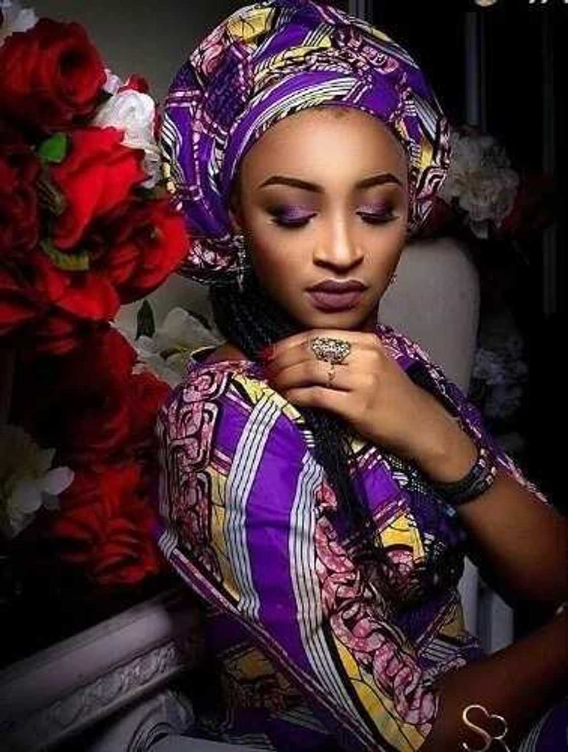 Kyawawan hotunan Rahama Sadau guda 9 Kyawawan hotunan Rahama Sadau guda 9