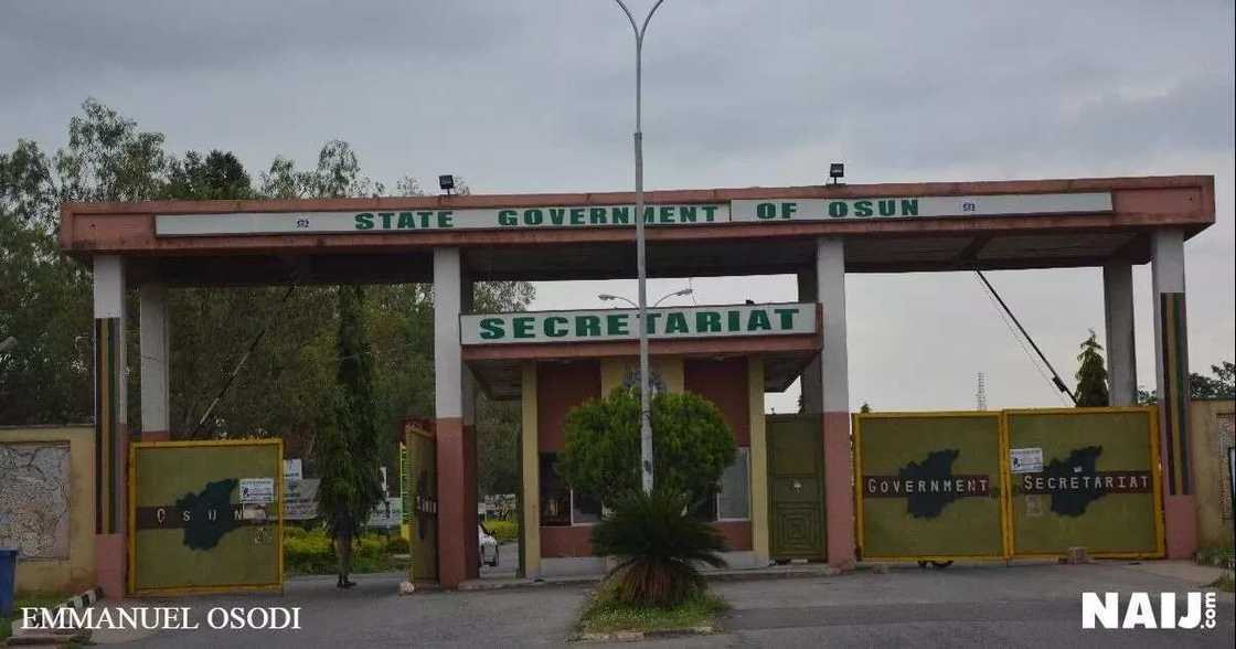 Governor Rauf Aregbesola exposed! Governor Rauf Aregbesola exposed!