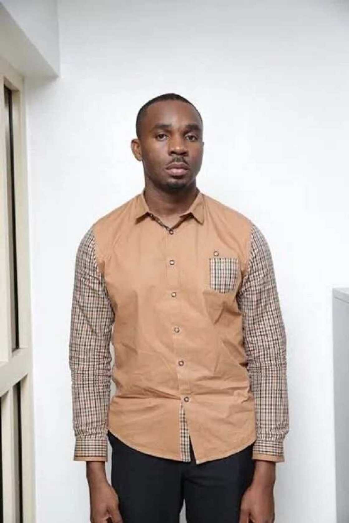 Police arrest Pretty Mike for putting chain on girls in Lagos (PHOTOS) Police arrest Pretty Mike for putting chain on girls in Lagos (PHOTOS)