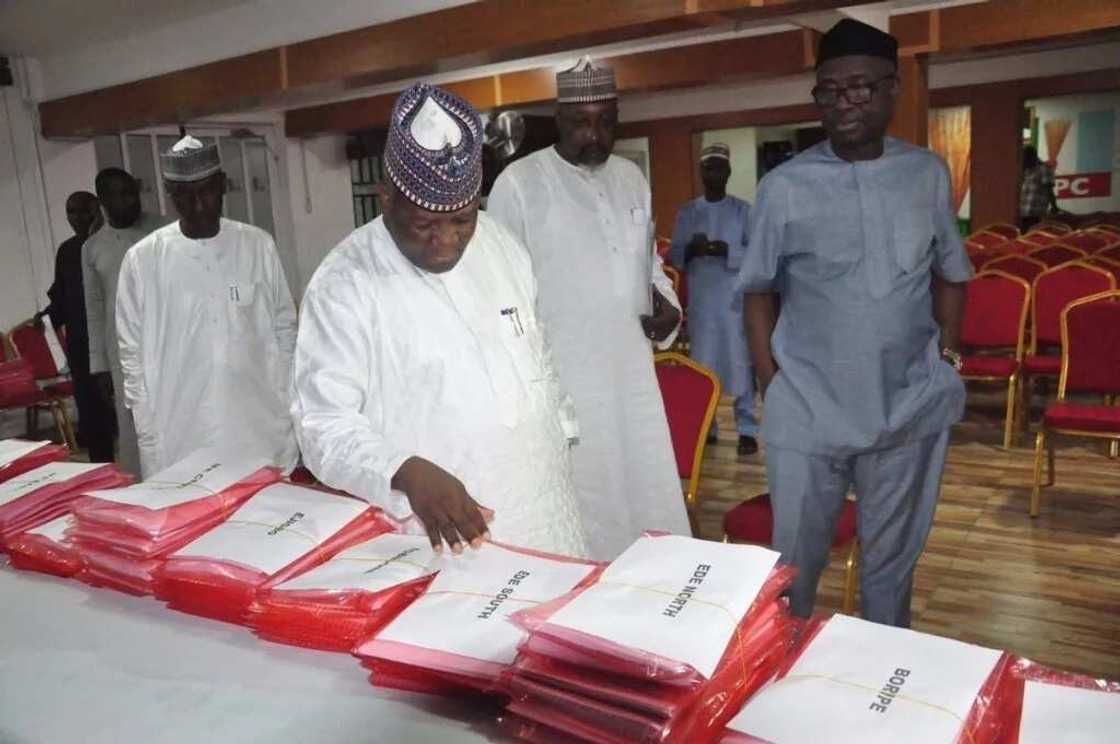 Duk da kashe-kashen da ake yi Gwamna Yari bai dawo Zamfara ba Duk da kashe-kashen da ake yi Gwamna Yari bai dawo Zamfara ba