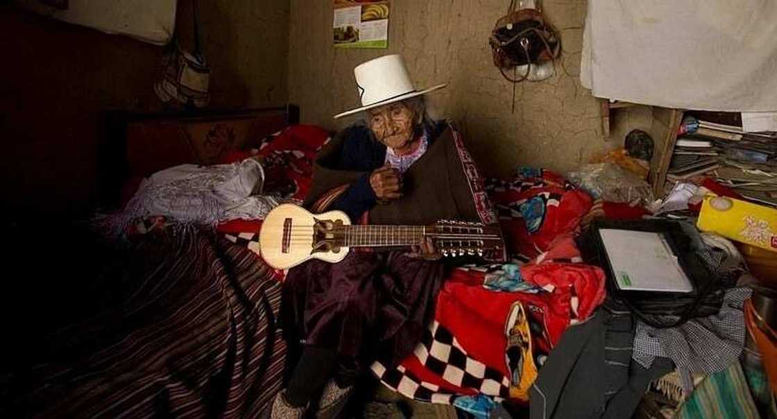 Ku sadu da matar da tafi kowa tsufa a duniya Ku sadu da matar da tafi kowa tsufa a duniya