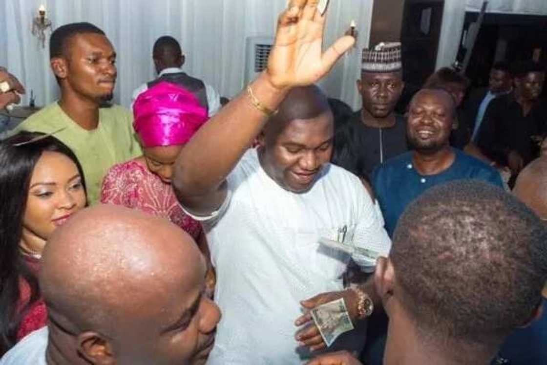 Billionaire businessman Prince Arthur Eze’s nephew dedicates first son (photos) Billionaire businessman Prince Arthur Eze’s nephew dedicates first son (photos)