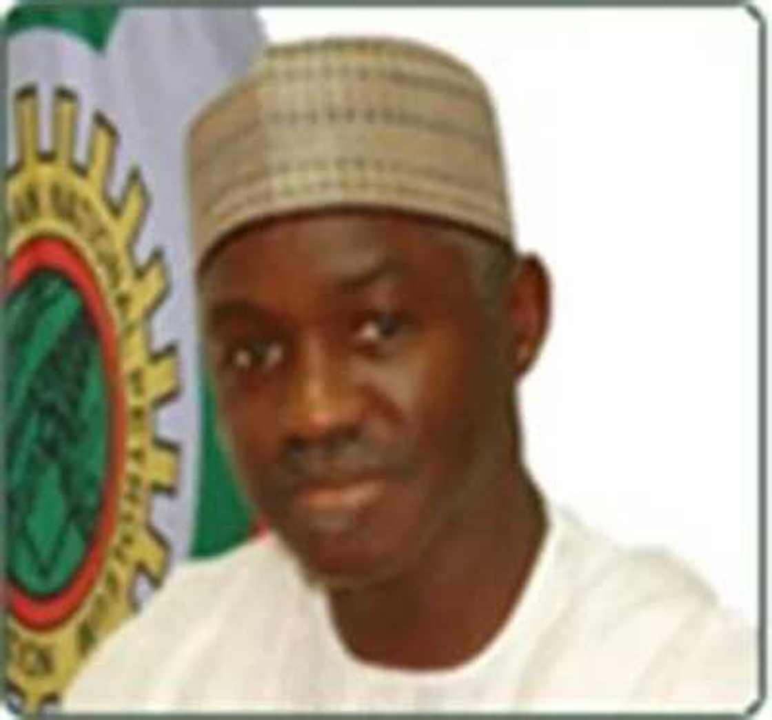 Arms Deal: Dasuki's Associate Arrested Over B'Haram Billions Arms Deal: Dasuki's Associate Arrested Over B'Haram Billions