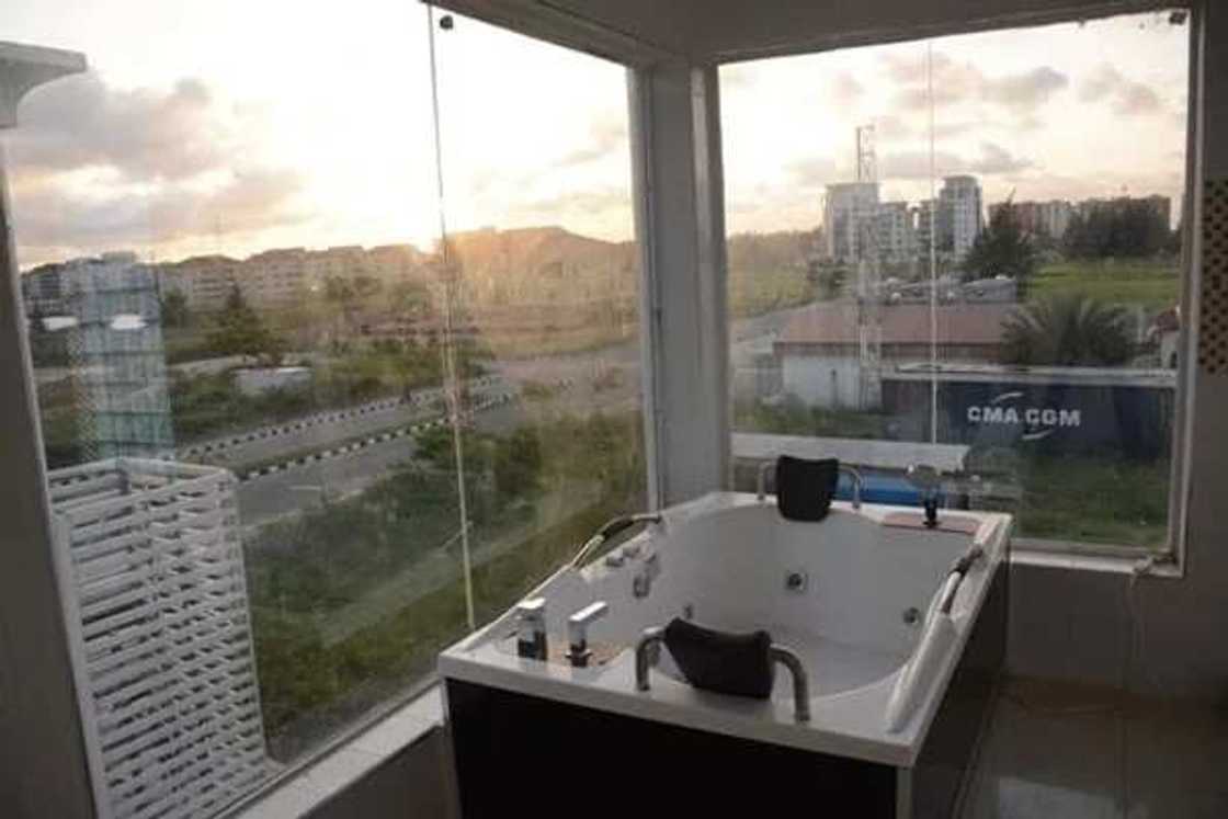 Linda ikeji house - bathroom Linda ikeji house - bathroom