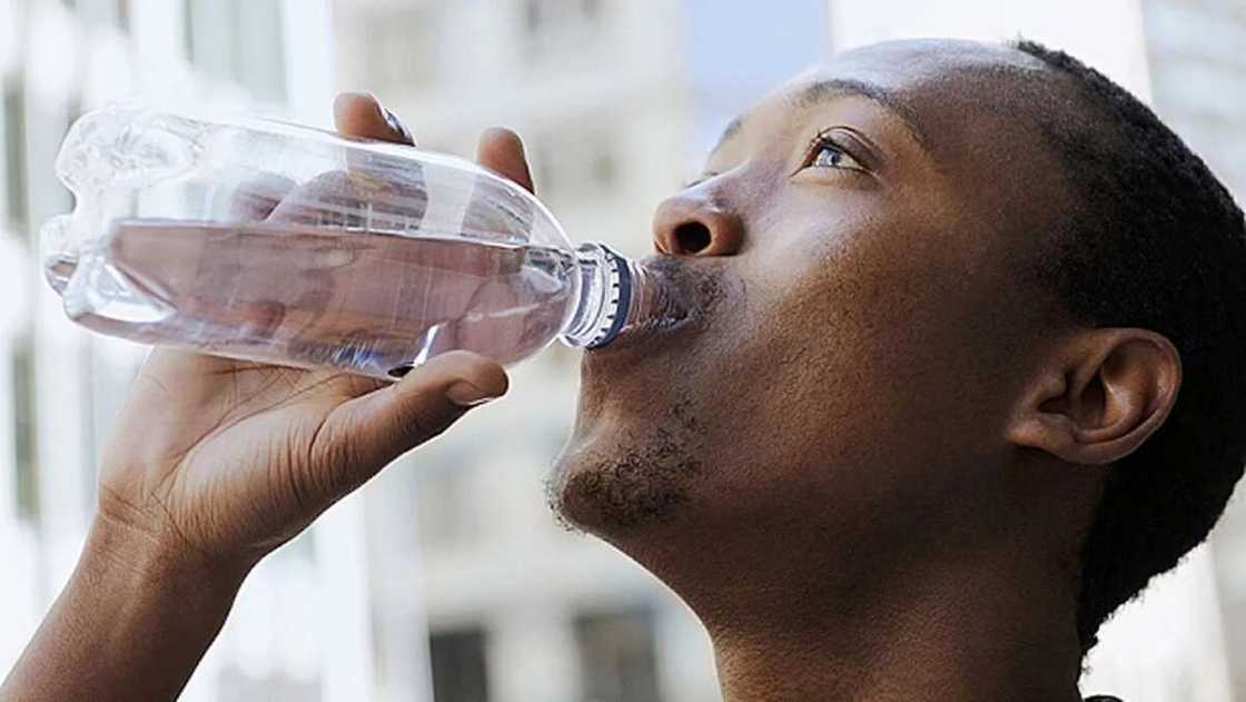 Illoli 8 da shan ruwan sanyi ke ja wa dan adam Illoli 8 da shan ruwan sanyi ke ja wa dan adam